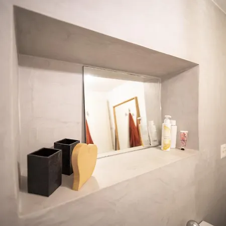 Nuna Eg Apartment *